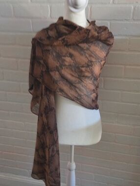 White House Black Market Brown & Black Snake-Print Sheer Wrap